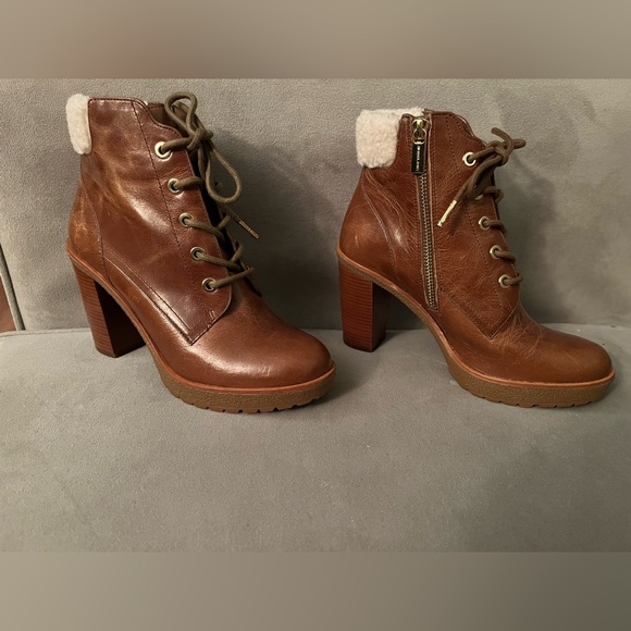 Michael Michael Kors Kim Dark Caramel Leather Lace Up Distressed Booties Size 5 - Picture 2 of 11